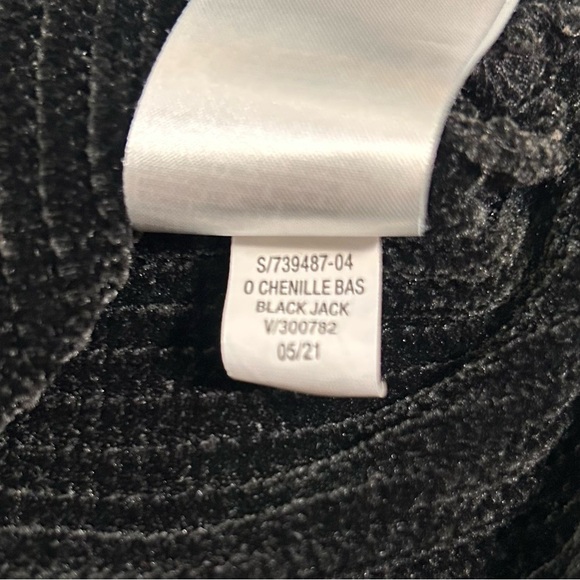 2 for$15 Old Navy Girl’s Cozy Mock-Neck Black Chenille Sweater Size L (10-12) - Picture 10 of 11